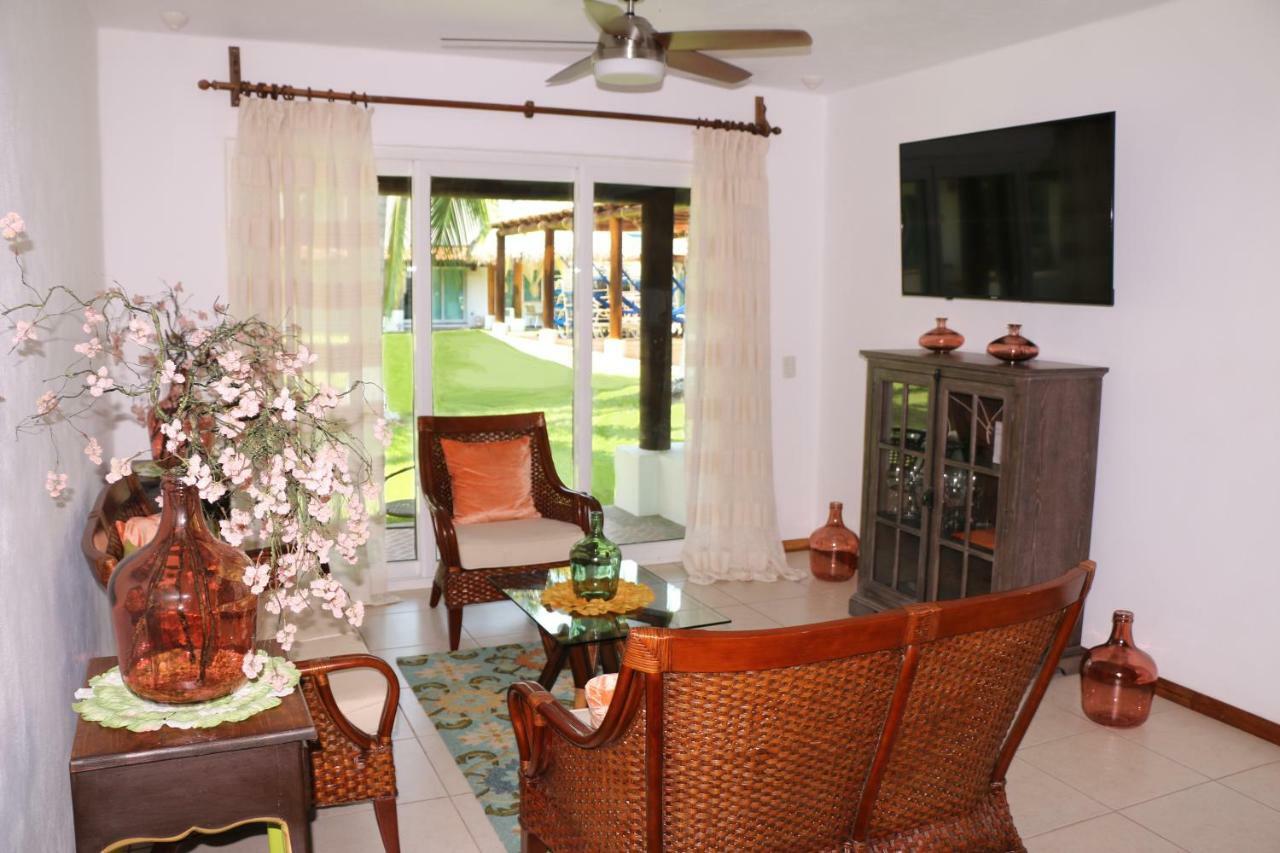 Exclusiva Villa En La Zona Hotelera De Ixtapa_Zihuatanejo イスタパ エクステリア 写真